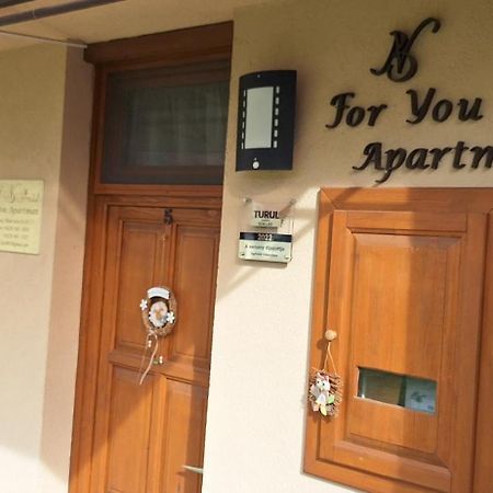 For You Apartman Gyula Exterior foto