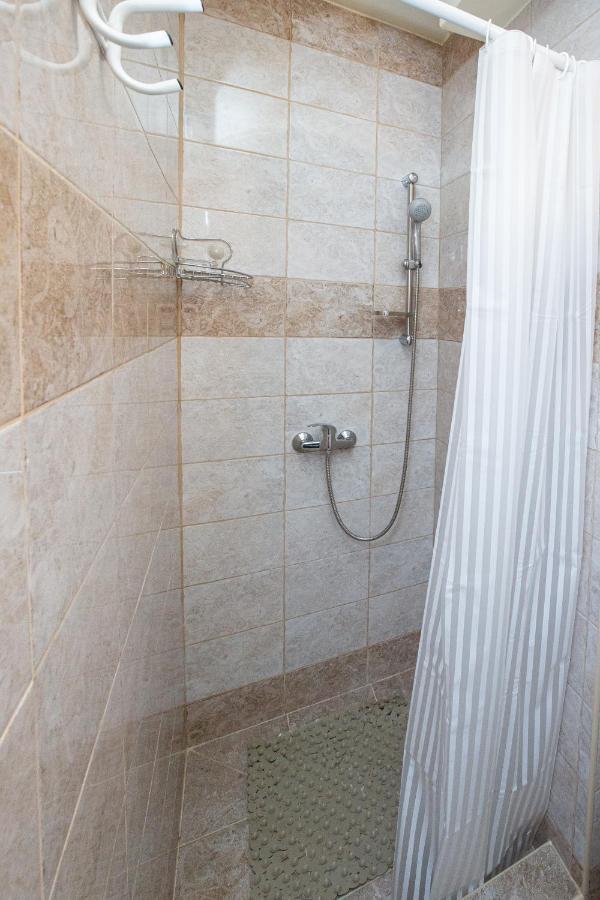 For You Apartman Gyula Exterior foto